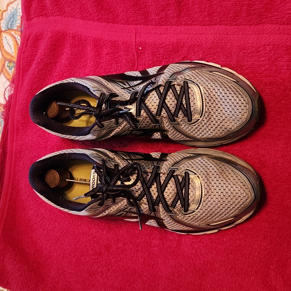 Brooks Gts Sneakers